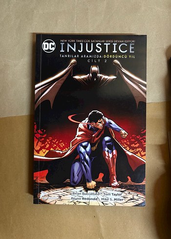 Injustice Tanrılar Aramızda dördüncü yıl cilt 2