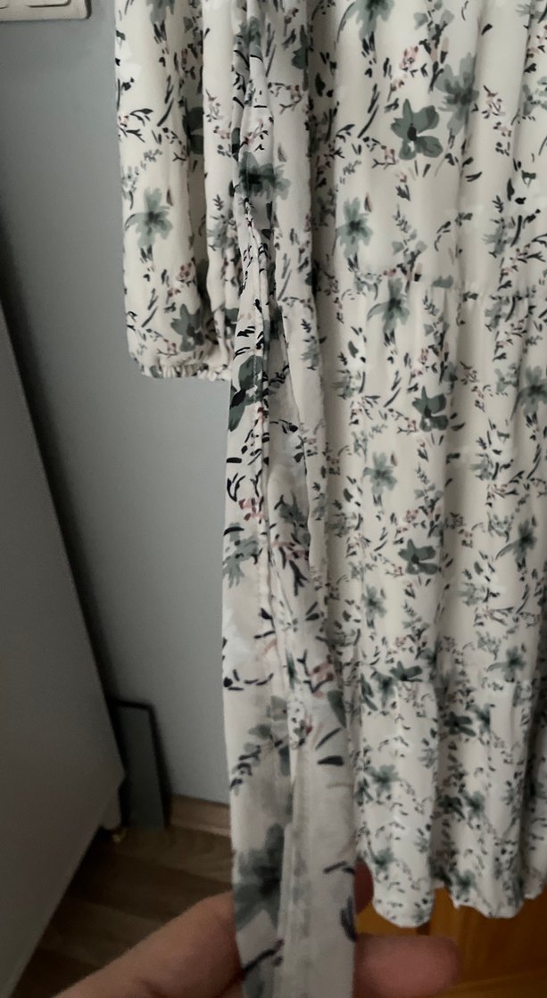 Bej Uzun Kollu V Yaka Kadın Elbise - Görsel 3