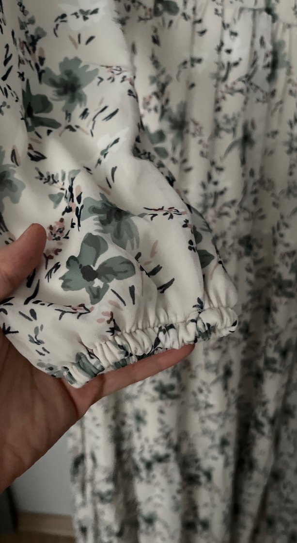 Bej Uzun Kollu V Yaka Kadın Elbise - Görsel 4