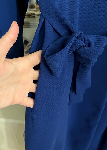 Drapeli Parlak Mavi Midi Kadın Trenckot - Görsel 4