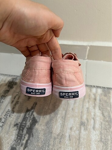 39,5 Beden Kadın sperry