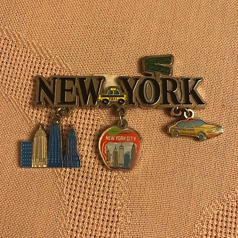 Newyork charm magnet
