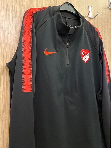 l Beden Nike milli takım sweatshirt