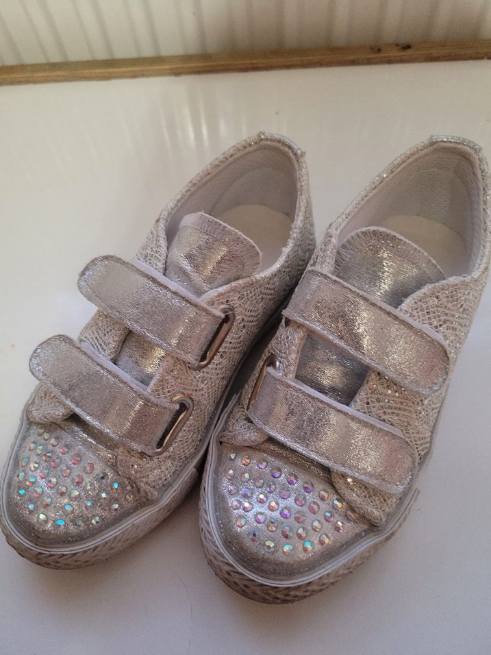 Kız Çocuk Gri  Cırt Cırtlı Spor Ayakkabı - Görsel 2