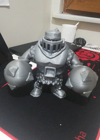 Mega knight clash royale