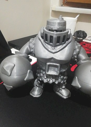 Mega knight clash royale