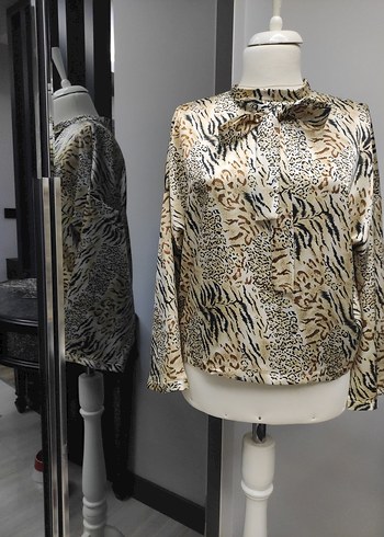 Yüksek Yakalı Bohem Desenli seten gömlek - Görsel 3