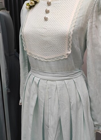 Zara Vintage elbise kaçırmayın 