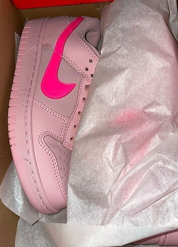 Nike Pink dunk 37