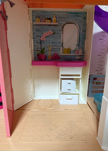 Barbie 3 katlı rüya evi - Görsel 8