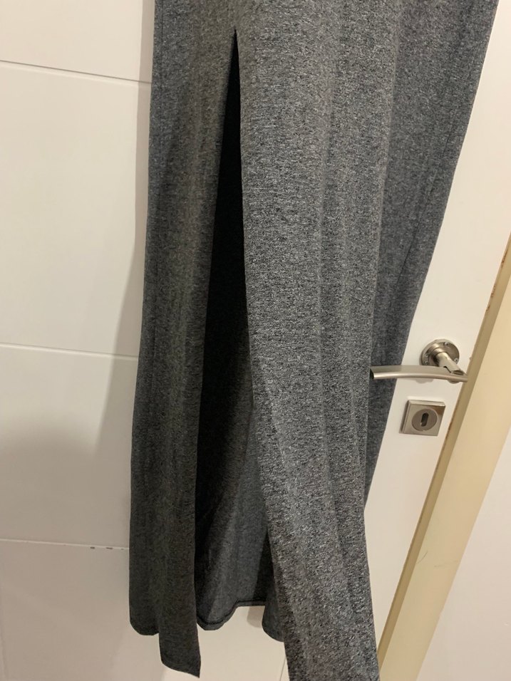 Gri Uzun Yırtmaçlı Rahat Kesim Kadın Elbise - Görsel 5