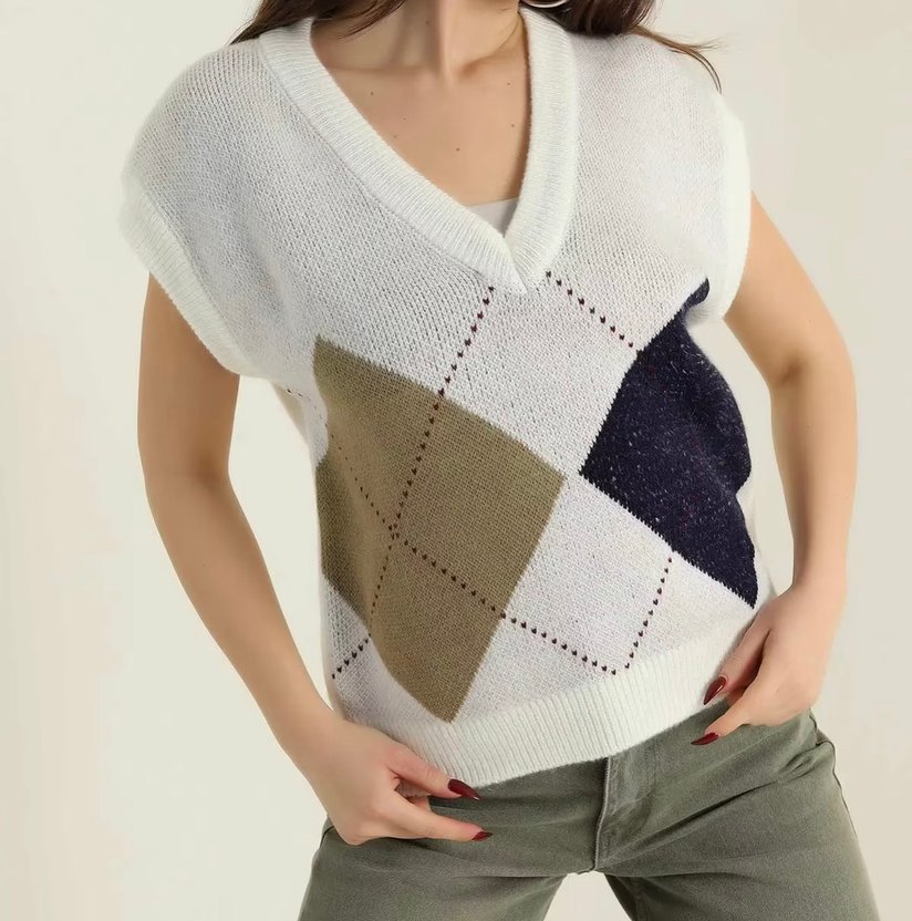 V Yaka Beyaz Süveter - Görsel 2