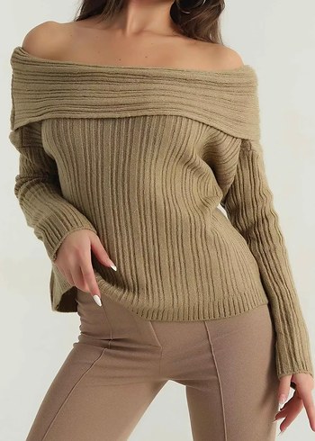 Bej Kayık Yaka Örgü Kadın Kazak - Görsel 3