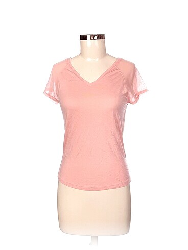 Penti T-shirt %70 İndirimli.