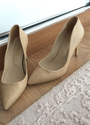 Jabotter stiletto