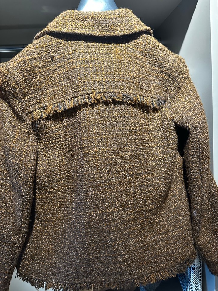 Düğmeli Kahverengi Kısa Kadın Yün Ceket - Görsel 4