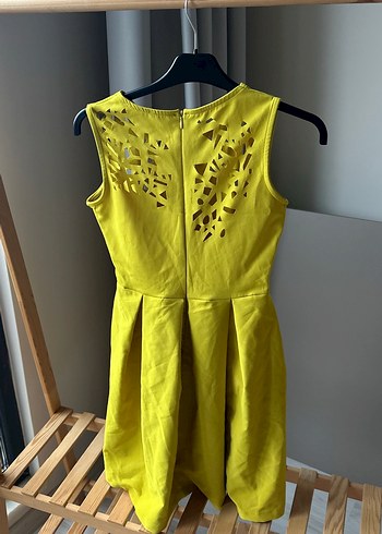 Sarı Pilili Kadın  Elbise - Görsel 2