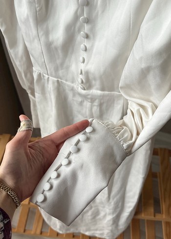 Düğmeli Beyaz  Midi Elbise - Görsel 5