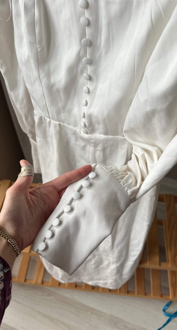 Düğmeli Beyaz  Midi Elbise - Görsel 5