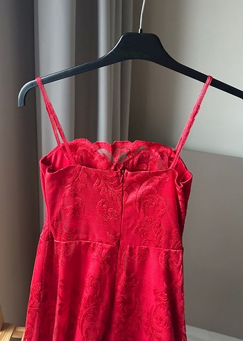 Kırmızı Dantelli Uzun ince askılı Kadın Elbise - Görsel 2