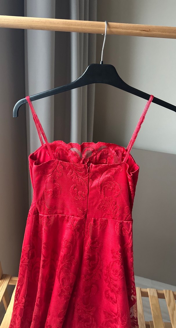 Kırmızı Dantelli Uzun ince askılı Kadın Elbise - Görsel 2