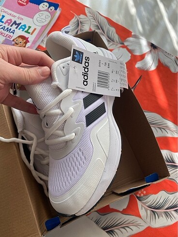 Adidas spor ayakkabı