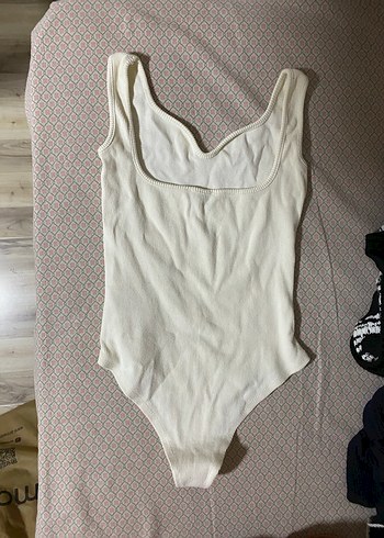 Trendyol & Milla Kalp yaka body