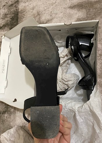 Siyah Topuklu Kadın Ayakkabı - Görsel 4