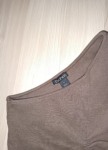 m Beden kahverengi Renk Asimetrik kesim kaşkorse altı fırfırlı büzgülü crop