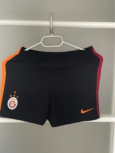 8 Yaş Beden beyaz Renk Nike galatasaray sort