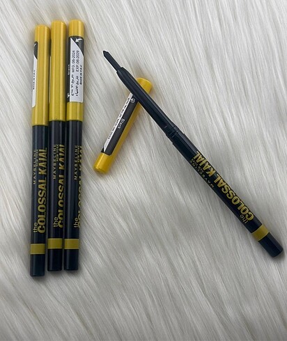 Maybelline Colossal Kajal Göz Kalemi