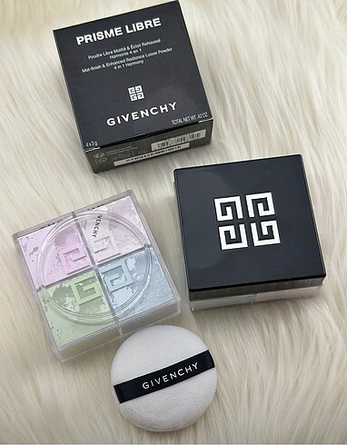 Givenchy Prisme Libre Pudra