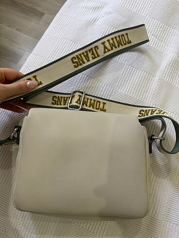 Tommy Hilfiger Çanta