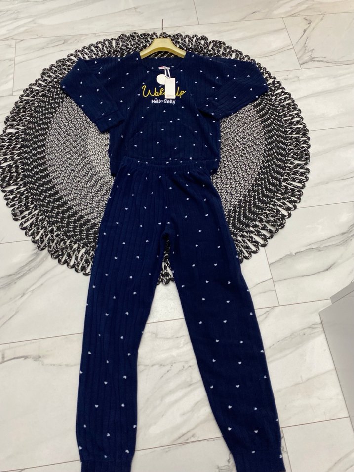 She fame kadife pijama takımı  - Görsel 3