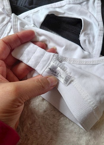 Beyaz ve Siyah Emzirme Sütyen Seti - Görsel 4