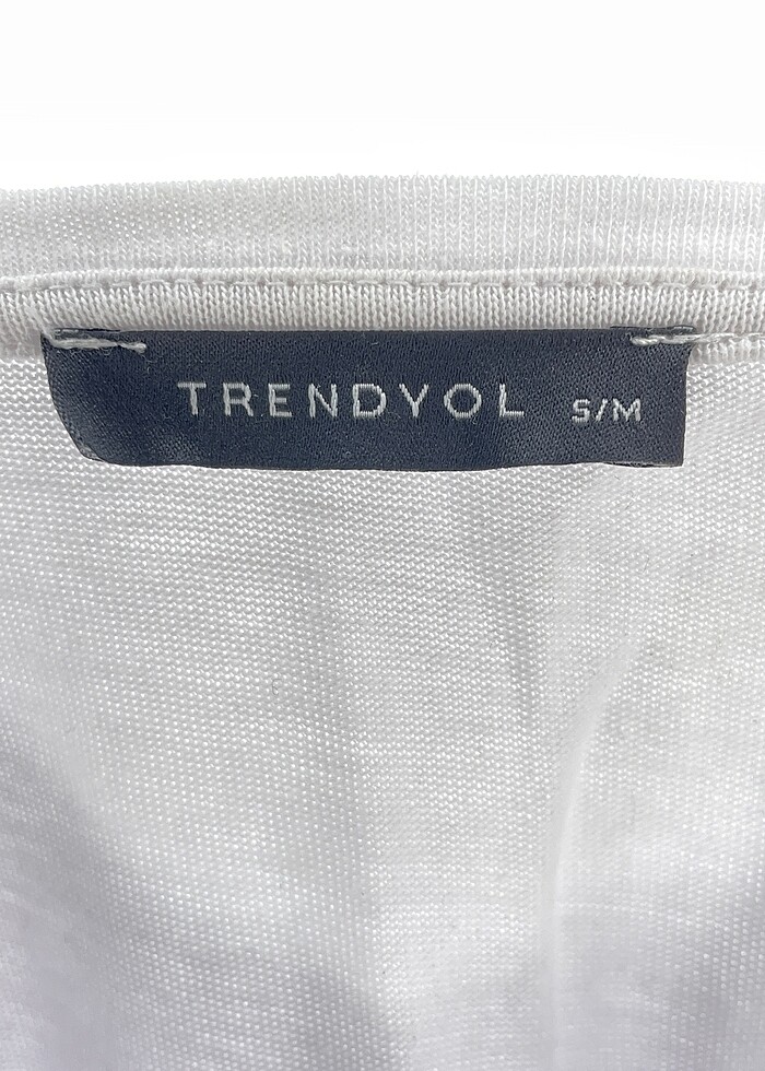 Trendyol & Milla T-shirt %70 İndirimli. - Görsel 4
