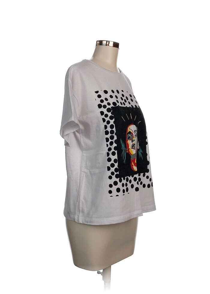 Trendyol & Milla T-shirt %70 İndirimli. - Görsel 2