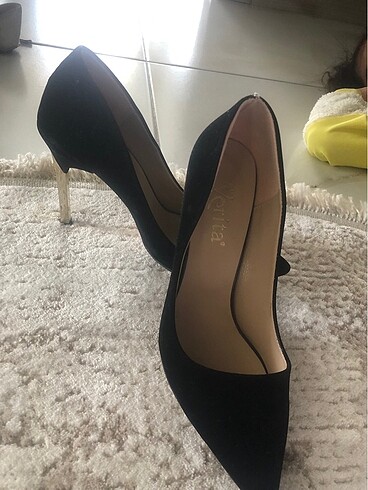 Diğer Stiletto