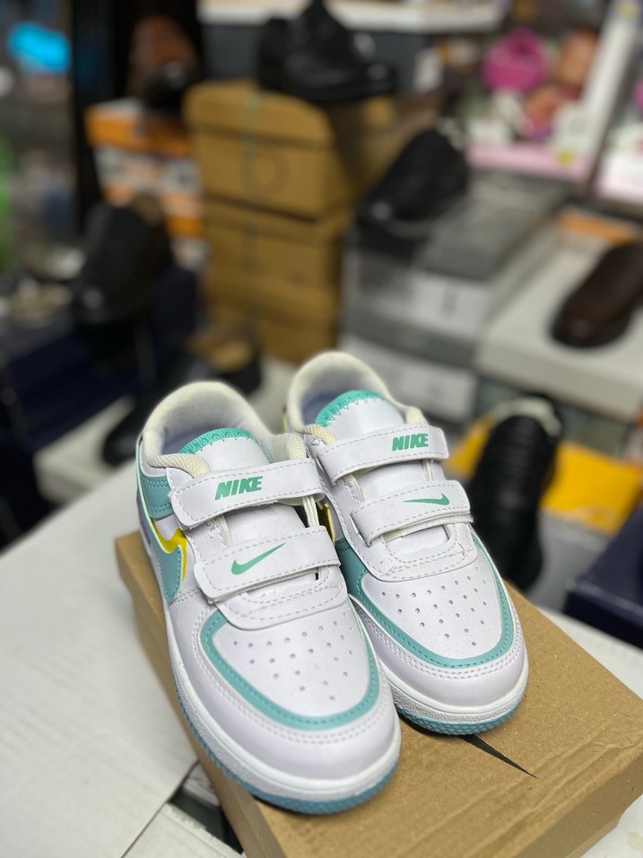 Renkli Bantlı Spor Ayakkabı - Görsel 3