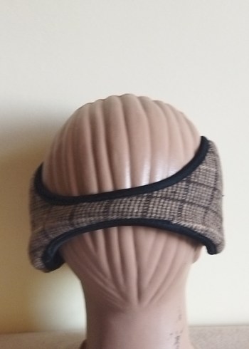 Bej  siyah kışlık kulaklik - Görsel 2