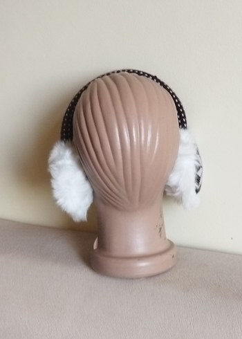 Beyaz ve Kahverengi Desenli Kulaklık - Görsel 3