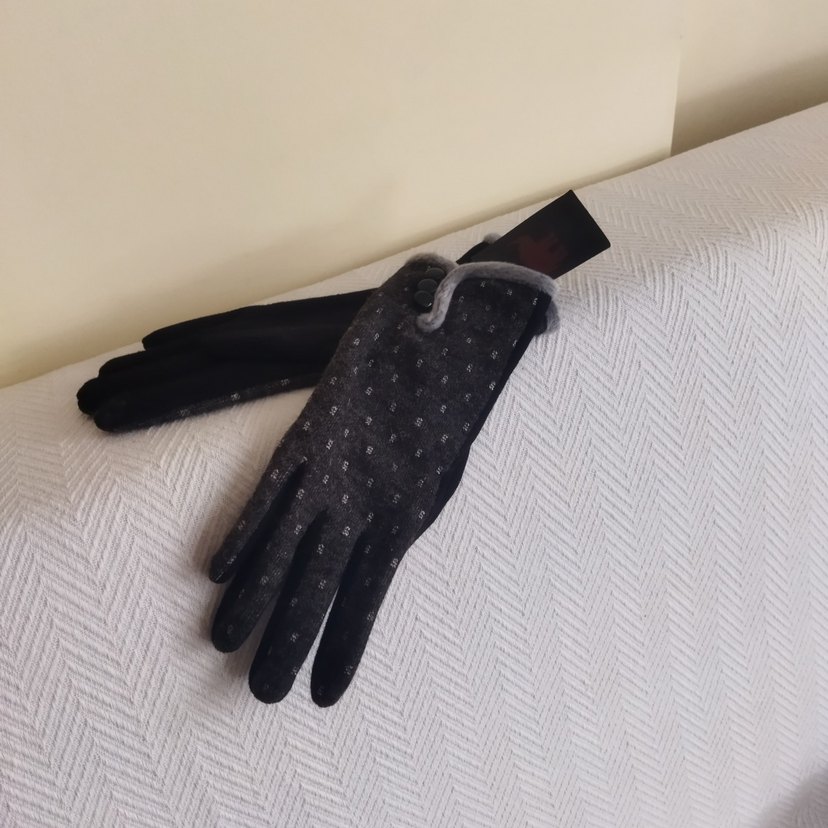 Düğmeli Gri Kadın Eldiveni - Görsel 4