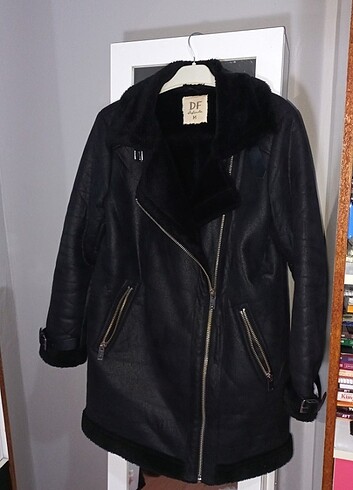 Biker mont zara stradivarius model