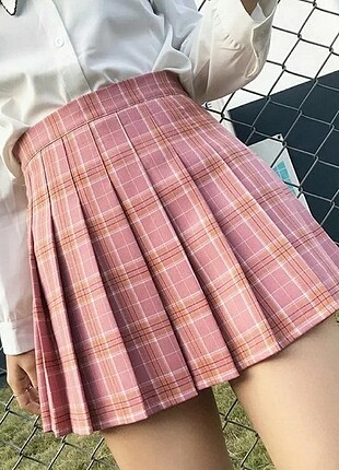 Pembe ekoseli pileli etek