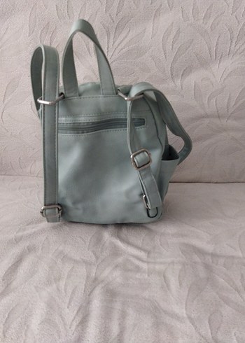 mavi Fermuarlı Kadın Sırt Çantası - Görsel 2