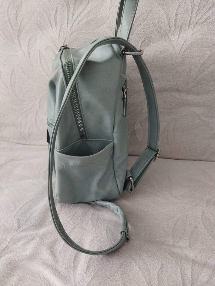 mavi Fermuarlı Kadın Sırt Çantası - Görsel 3