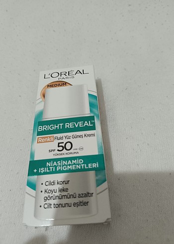 L'Oréal Bright Reveal Renkli Güneş Kremi SPF 50 - Görsel 3