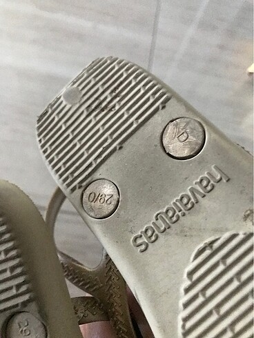29 Beden Havaianas sandalet