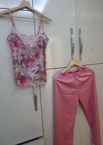 Pembe Batik Desenli Kısa Kadın Pijama Takımı