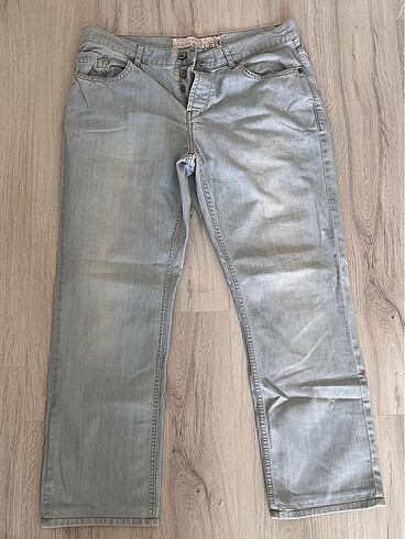 Lc waikiki vintage jean